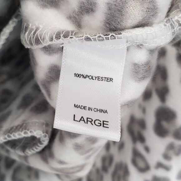 Muk Luks Women's Large Hooded Animal Print Night Shirt Night Gown with Pockets - Picture 7 of 9